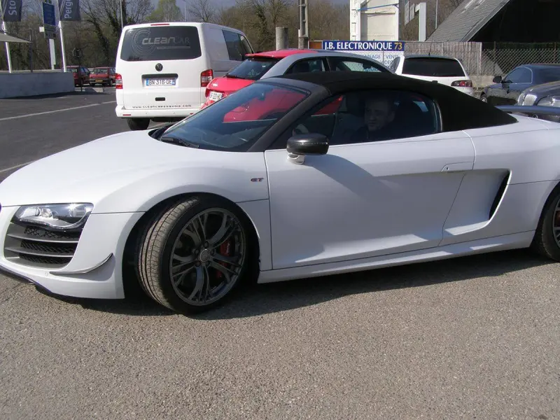 covering-audi-R8-spyder-carbone-P3290732