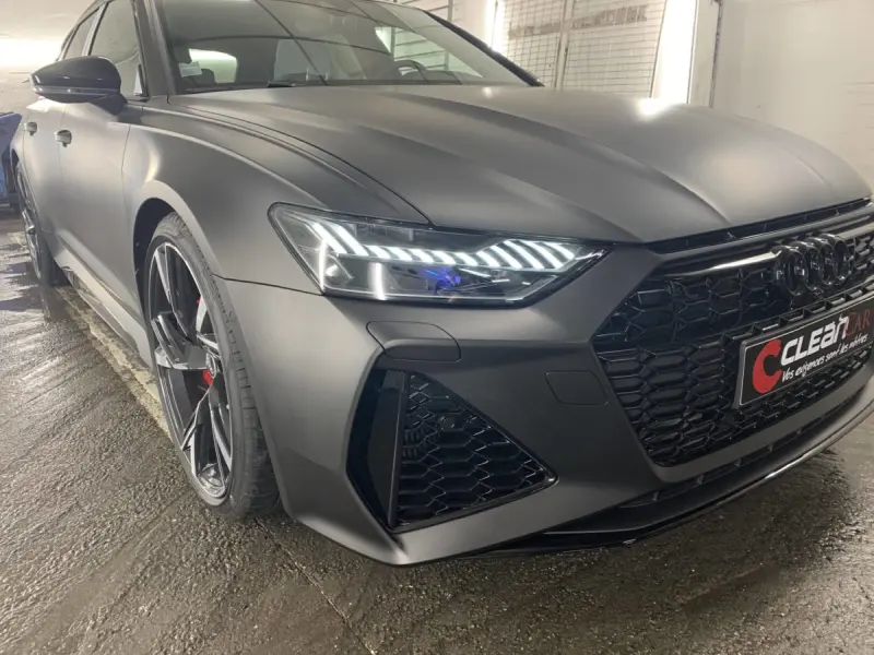 covering-audi-rs6-noir-mat-_4_-scaled-e1637858403704