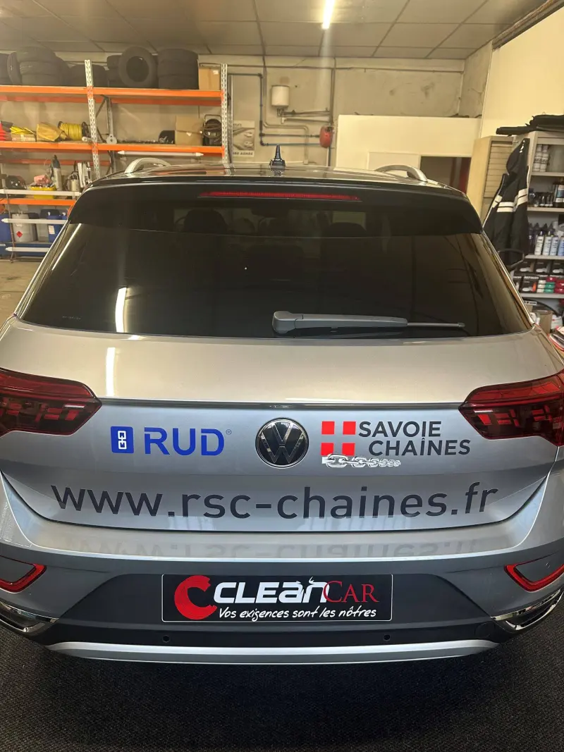 Vitres teintées pour voiture : Esthétique et fonctionnalité